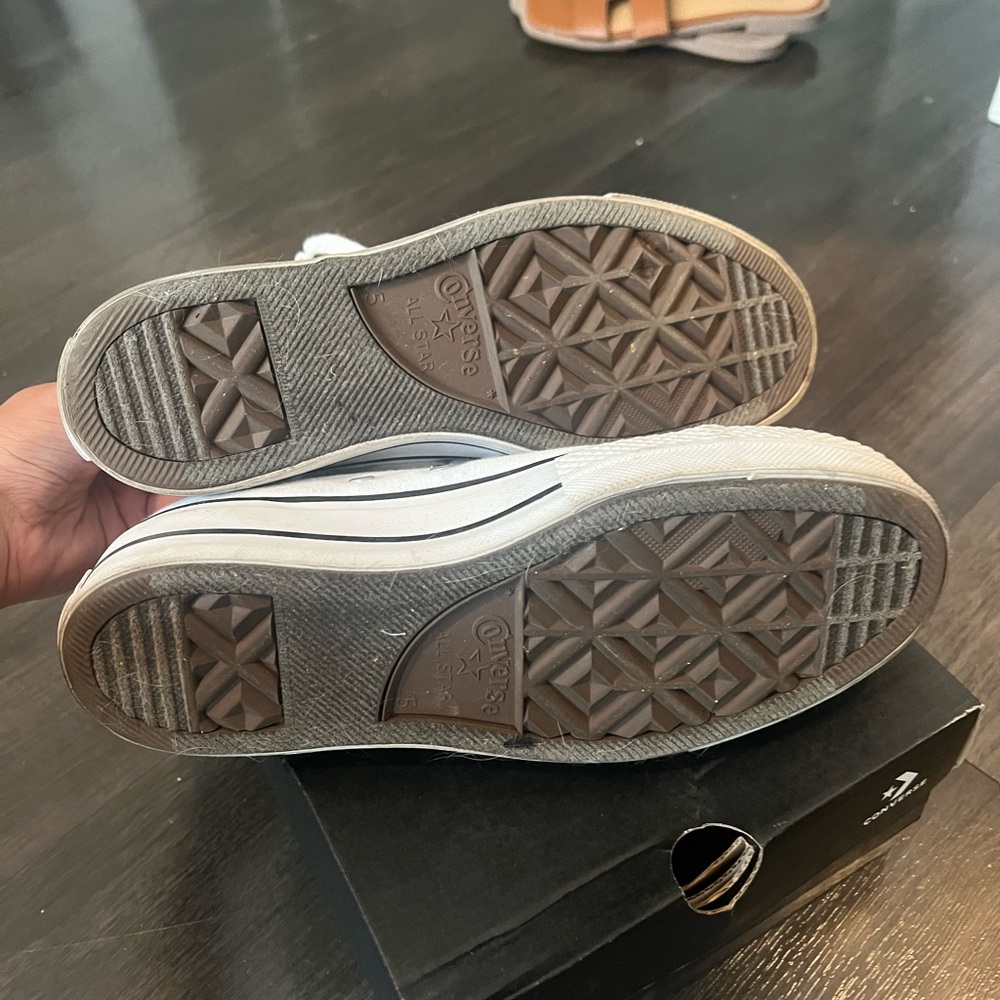 Platform Converse - image 6